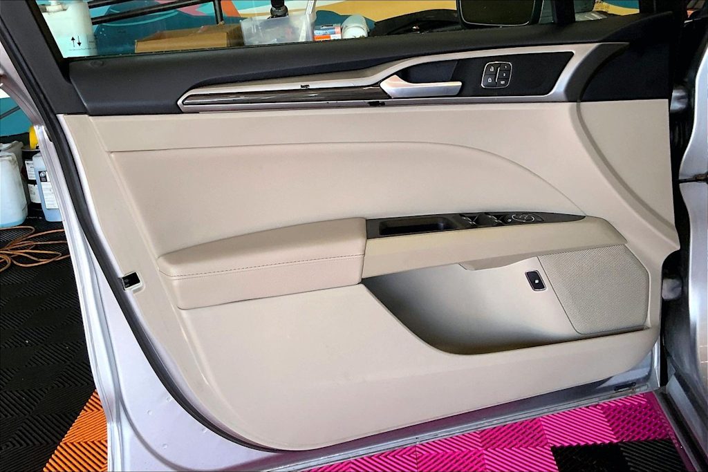 Thumbnail: 2020 Ford Fusion - 27