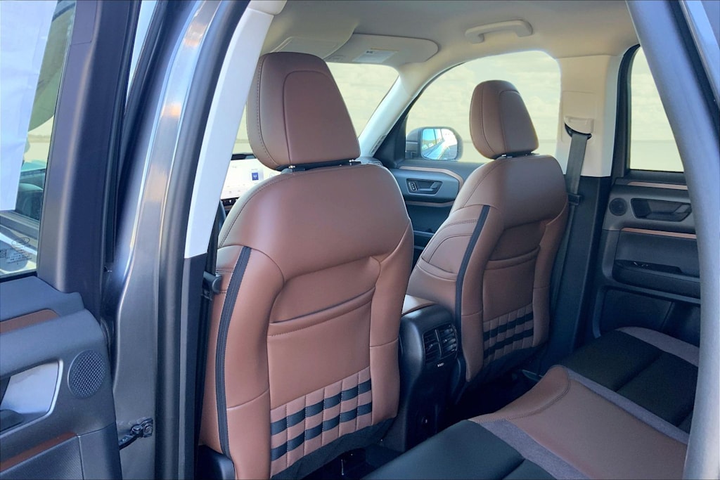 Thumbnail: 2025 Ford Bronco Sport - 13