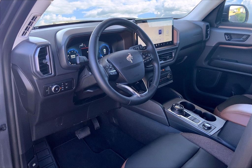 Thumbnail: 2025 Ford Bronco Sport - 2