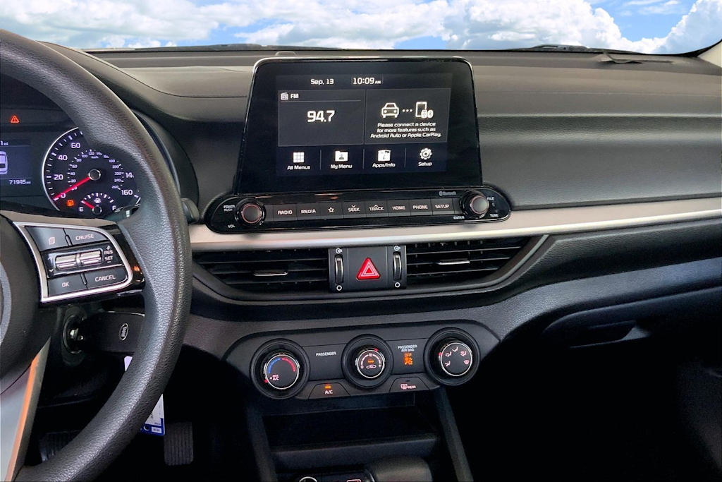 Thumbnail: 2020 Kia Forte - 15