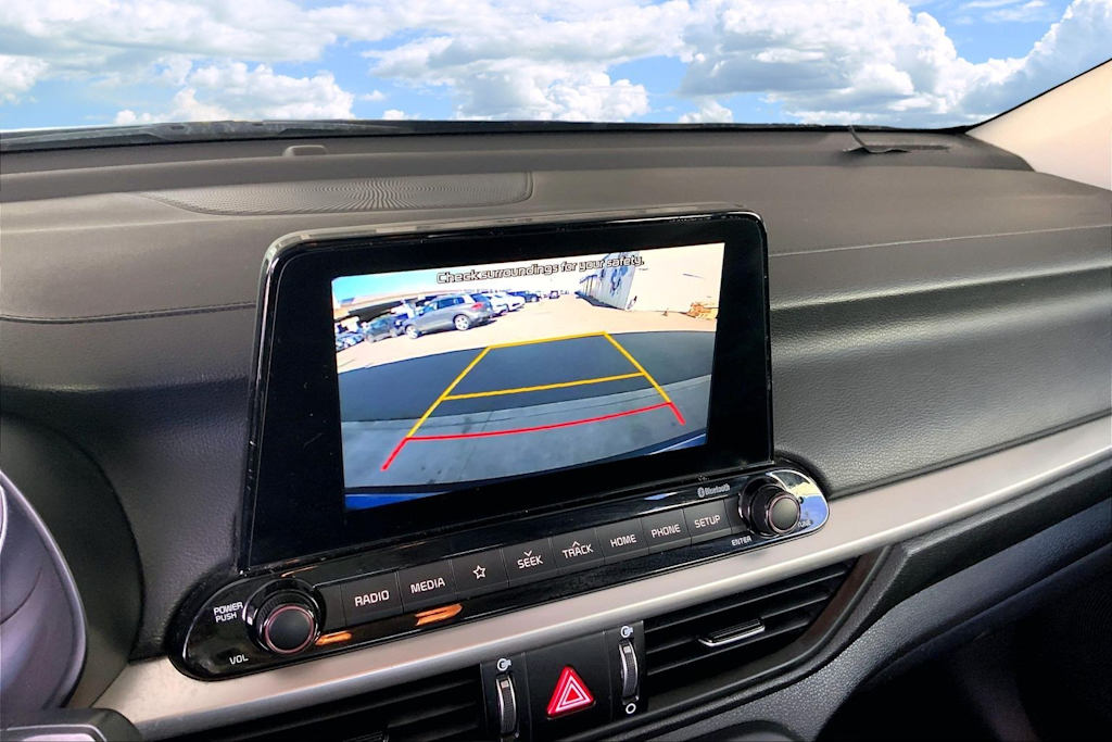 Thumbnail: 2020 Kia Forte - 27