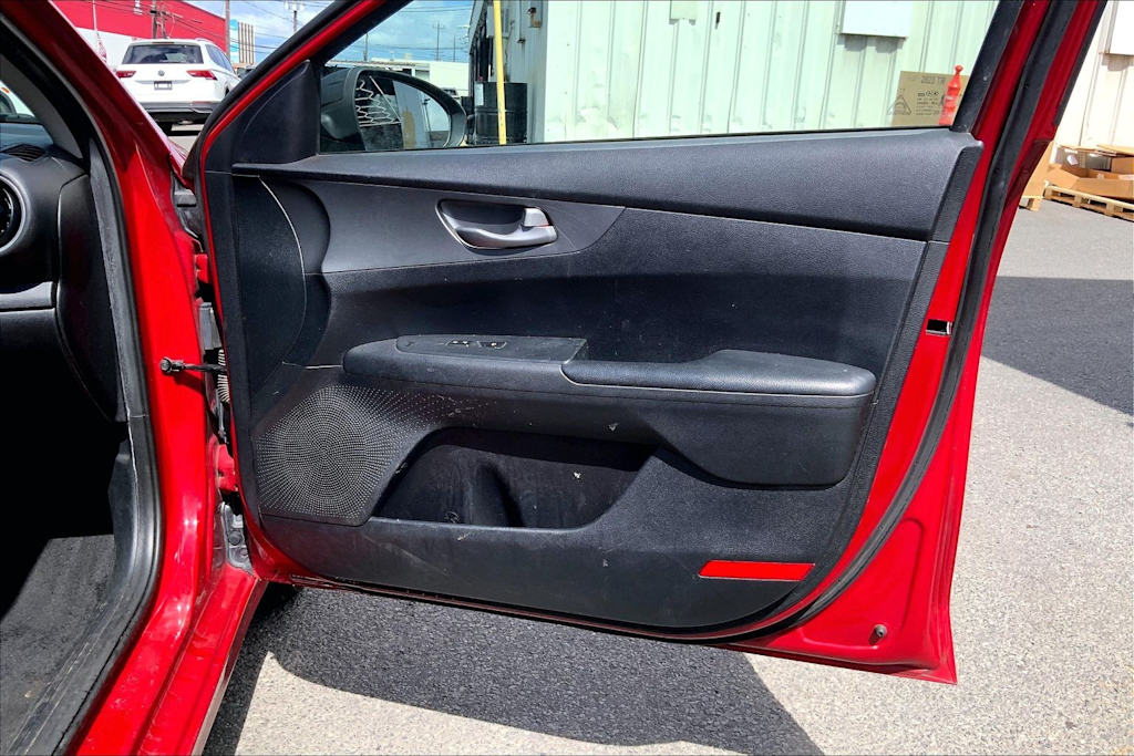 Thumbnail: 2019 Kia Forte - 28