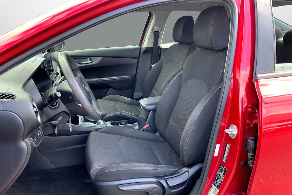 Thumbnail: 2019 Kia Forte - 11