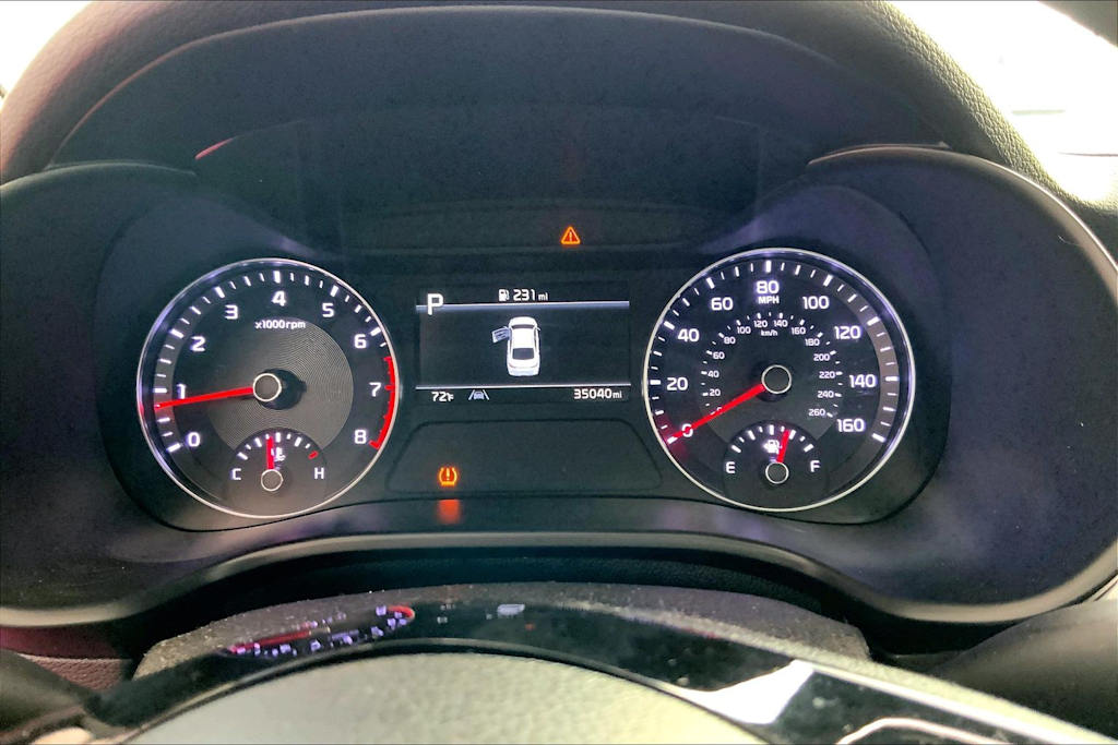 Thumbnail: 2022 Kia Forte - 17