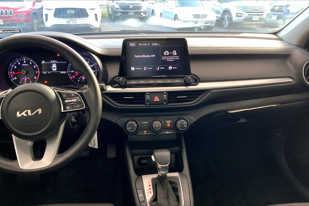 Thumbnail: 2022 Kia Forte - 14