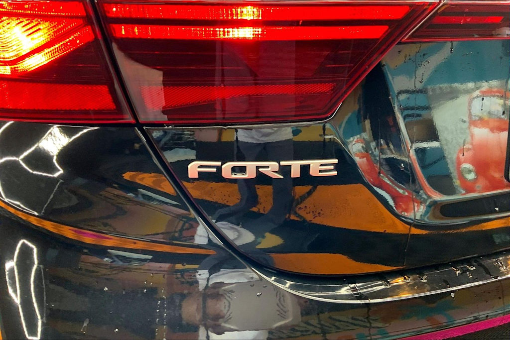 Thumbnail: 2022 Kia Forte - 20