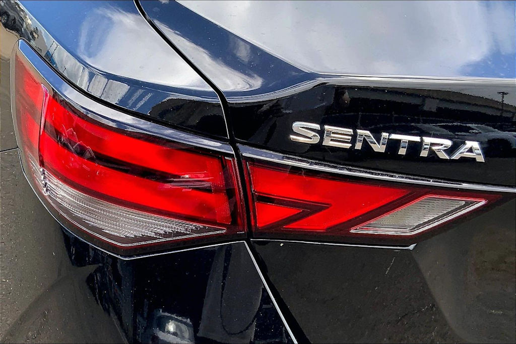 Thumbnail: 2024 Nissan Sentra - 32