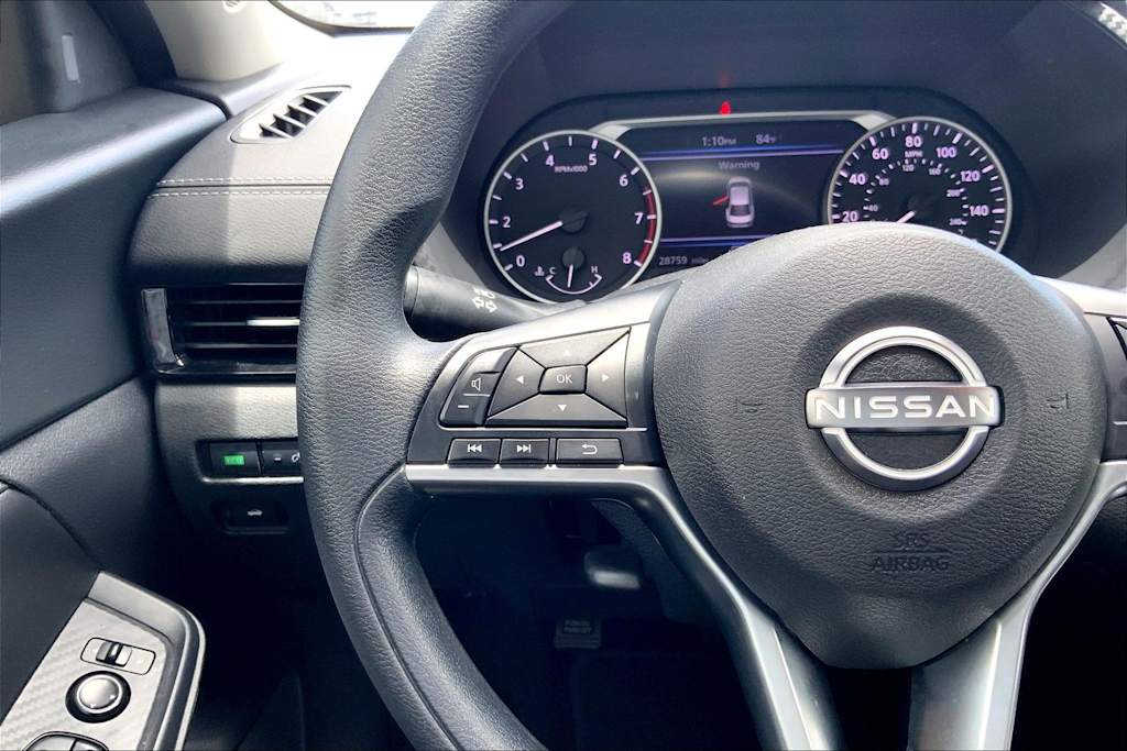 Thumbnail: 2024 Nissan Sentra - 25
