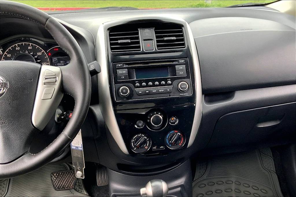 Thumbnail: 2015 Nissan Versa Note - 14