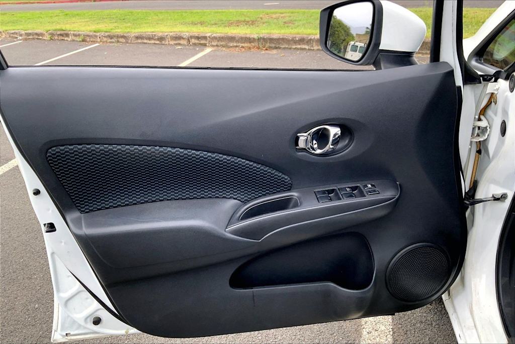 Thumbnail: 2015 Nissan Versa Note - 26