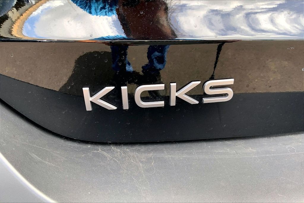 Thumbnail: 2025 Nissan Kicks - 7