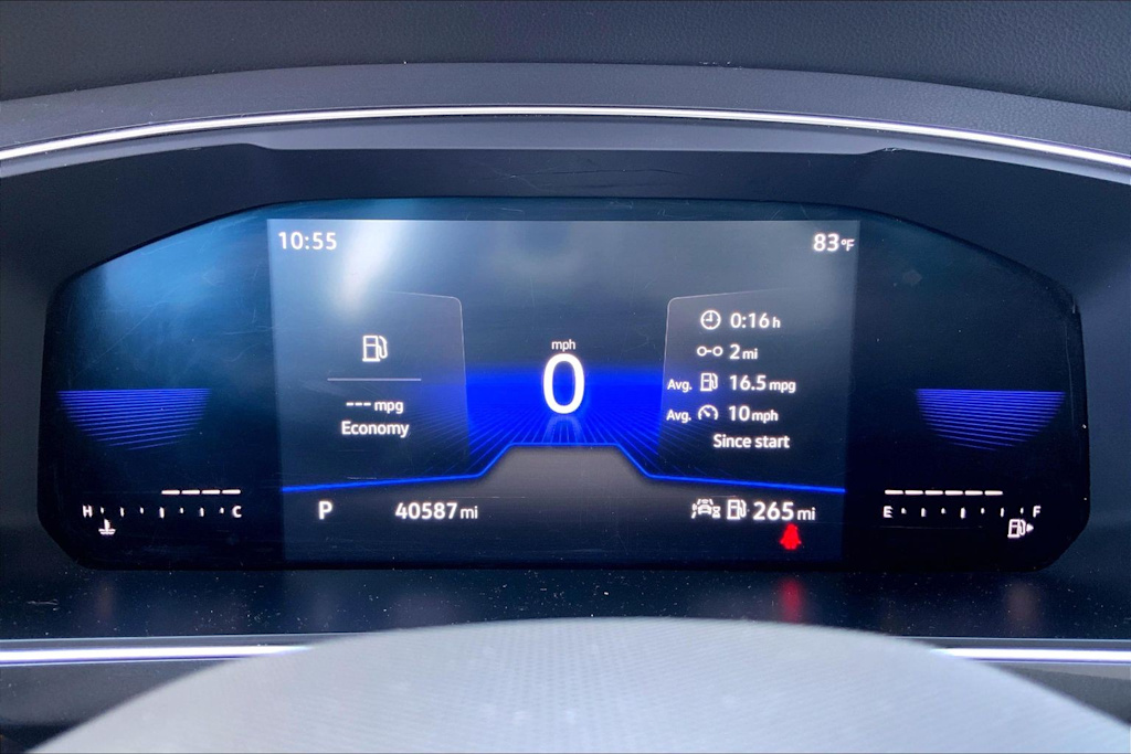 Thumbnail: 2022 Volkswagen Tiguan - 16