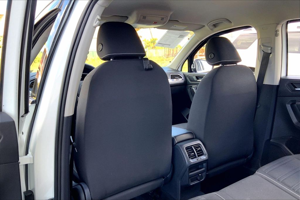 Thumbnail: 2022 Volkswagen Tiguan - 20