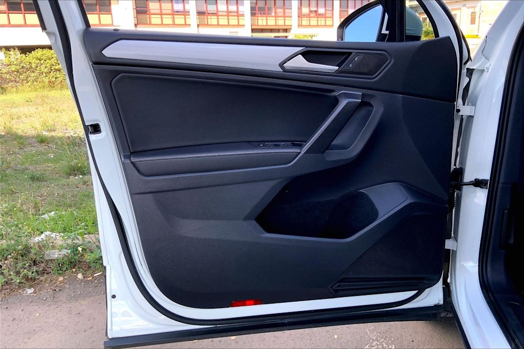 Thumbnail: 2022 Volkswagen Tiguan - 26