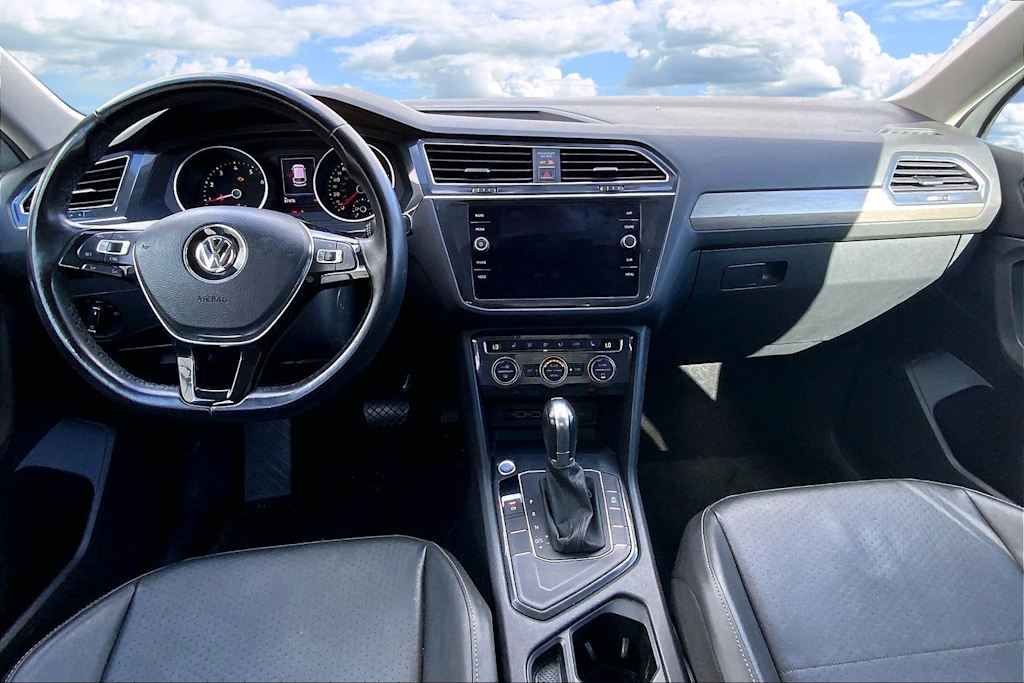 Thumbnail: 2018 Volkswagen Tiguan - 10