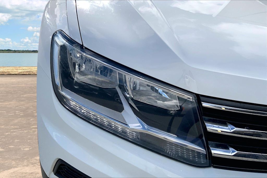 Thumbnail: 2018 Volkswagen Tiguan - 31