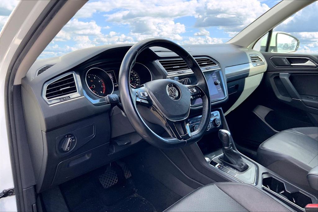 Thumbnail: 2018 Volkswagen Tiguan - 2