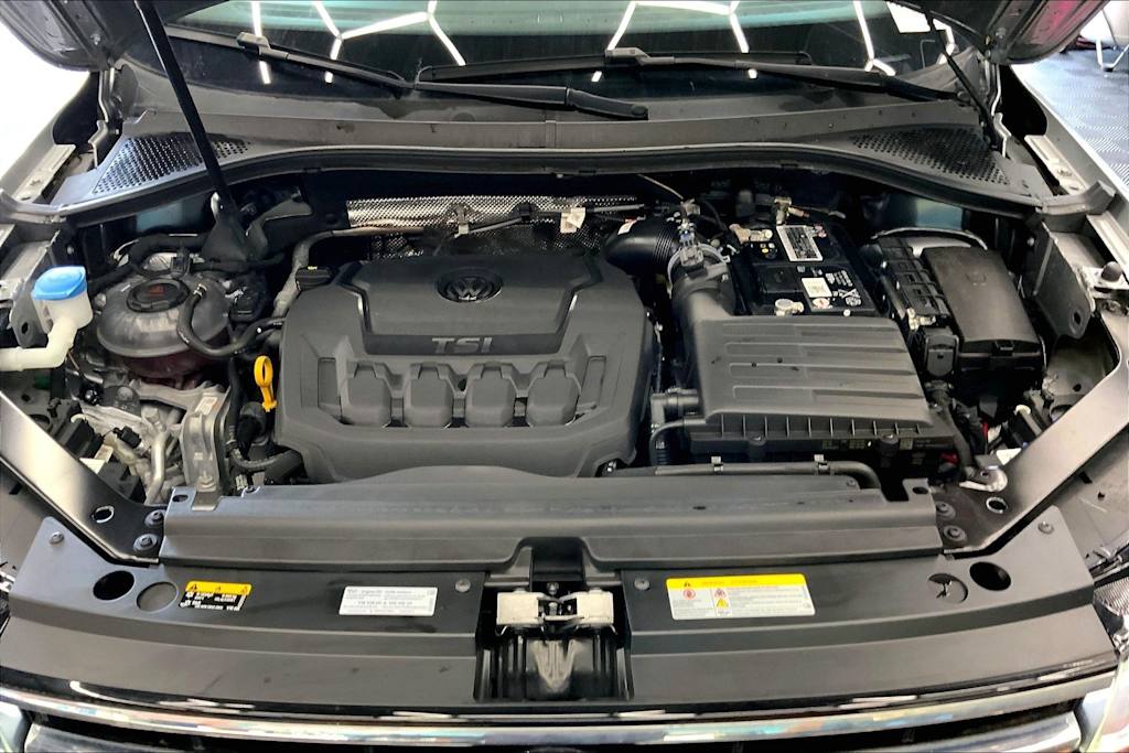 Thumbnail: 2023 Volkswagen Tiguan - 9