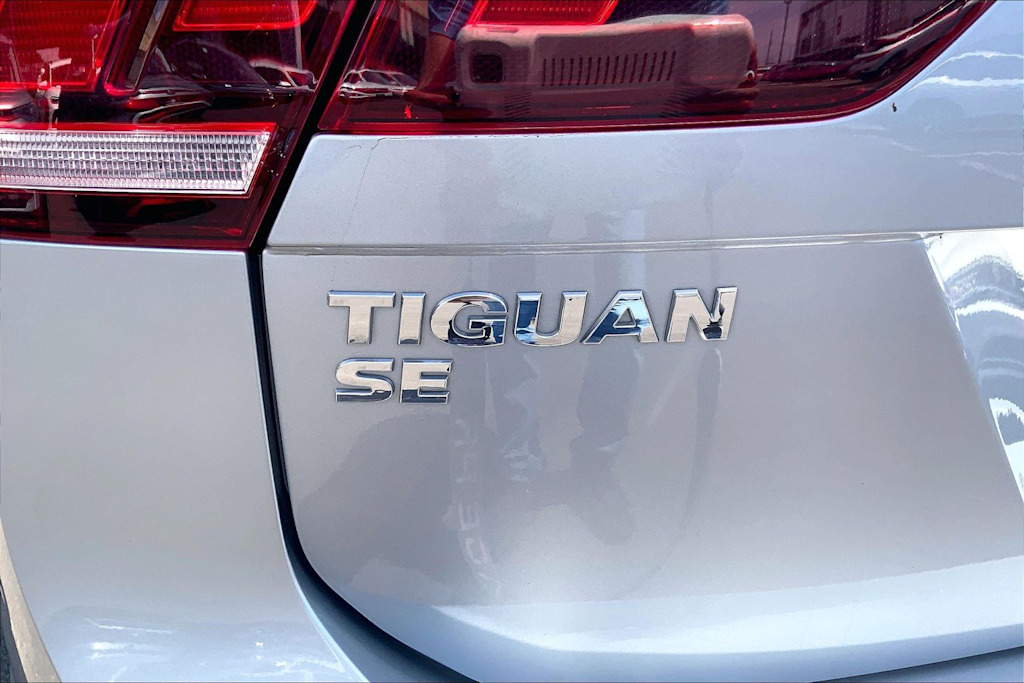 Thumbnail: 2020 Volkswagen Tiguan - 7