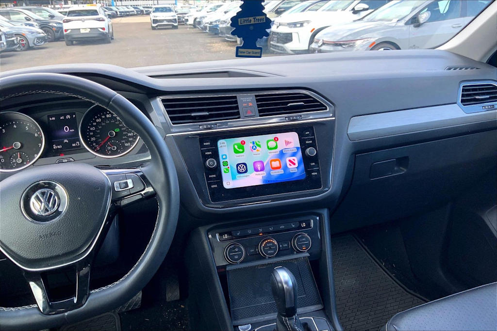 Thumbnail: 2021 Volkswagen Tiguan - 15