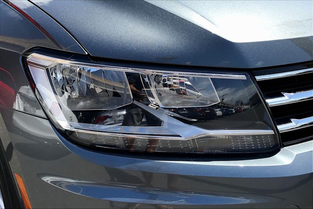 Thumbnail: 2018 Volkswagen Tiguan - 28