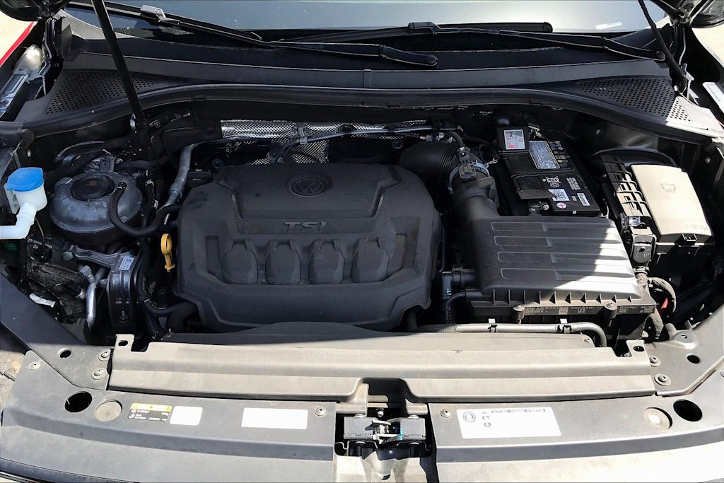 Thumbnail: 2018 Volkswagen Tiguan - 8