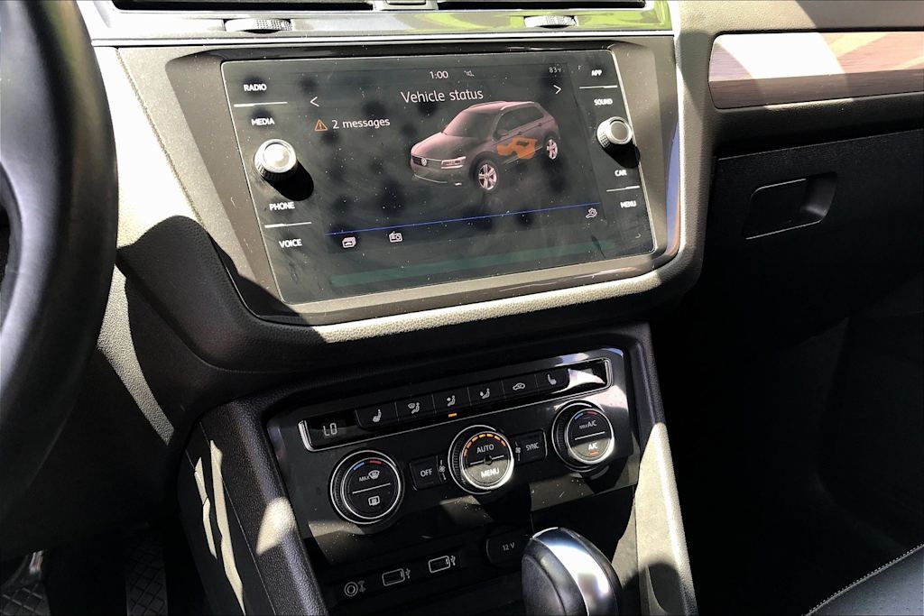 Thumbnail: 2018 Volkswagen Tiguan - 14