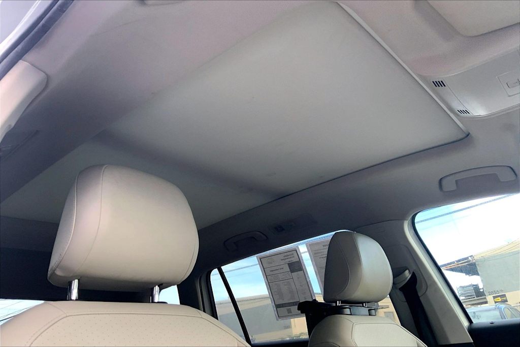 Thumbnail: 2019 Volkswagen Tiguan - 30