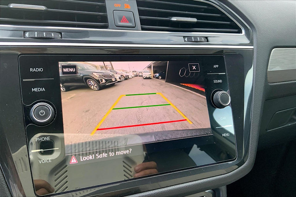 Thumbnail: 2019 Volkswagen Tiguan - 26