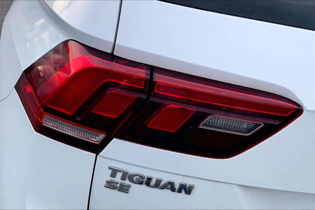 Thumbnail: 2019 Volkswagen Tiguan - 32