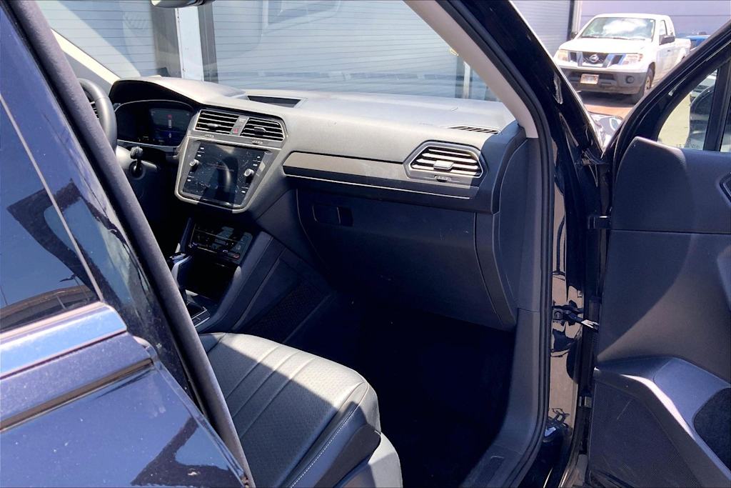 Thumbnail: 2024 Volkswagen Tiguan - 23