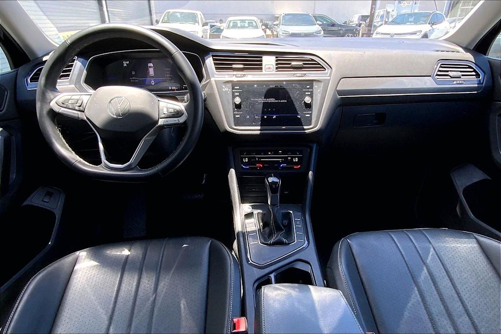 Thumbnail: 2024 Volkswagen Tiguan - 10