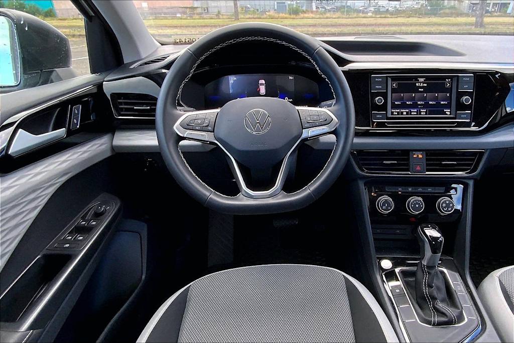 Thumbnail: 2024 Volkswagen Taos - 14