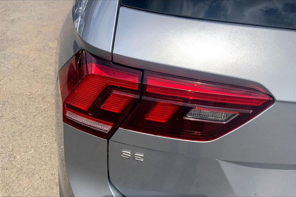 Thumbnail: 2023 Volkswagen Tiguan - 32
