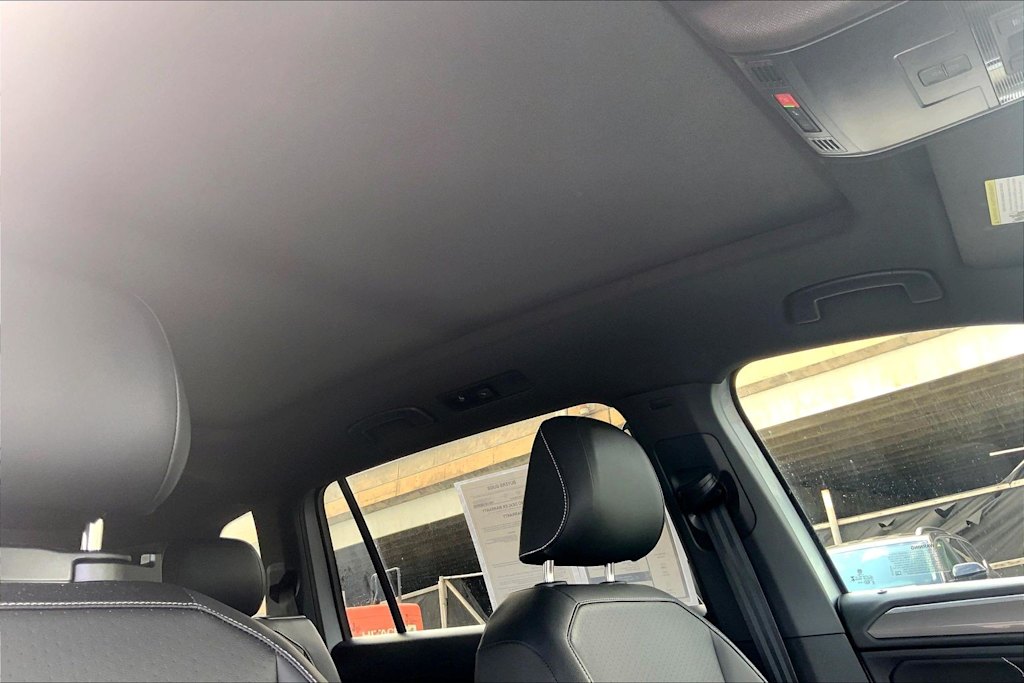 Thumbnail: 2023 Volkswagen Tiguan - 30