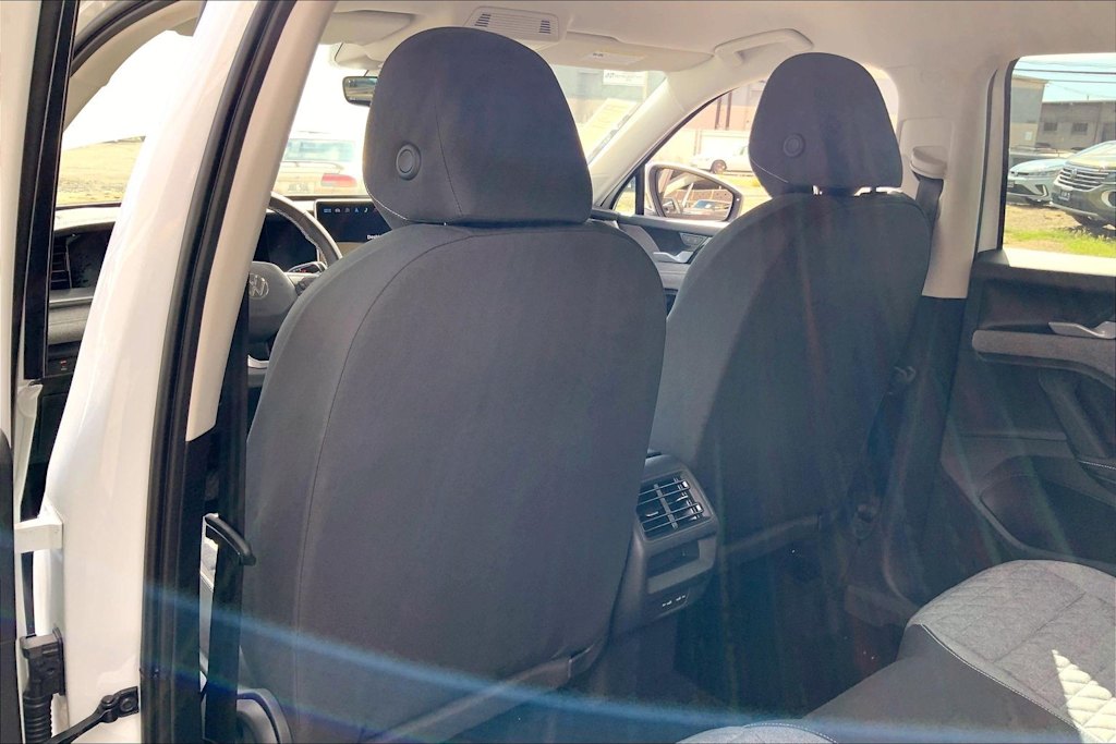 Thumbnail: 2025 Volkswagen Tiguan - 13