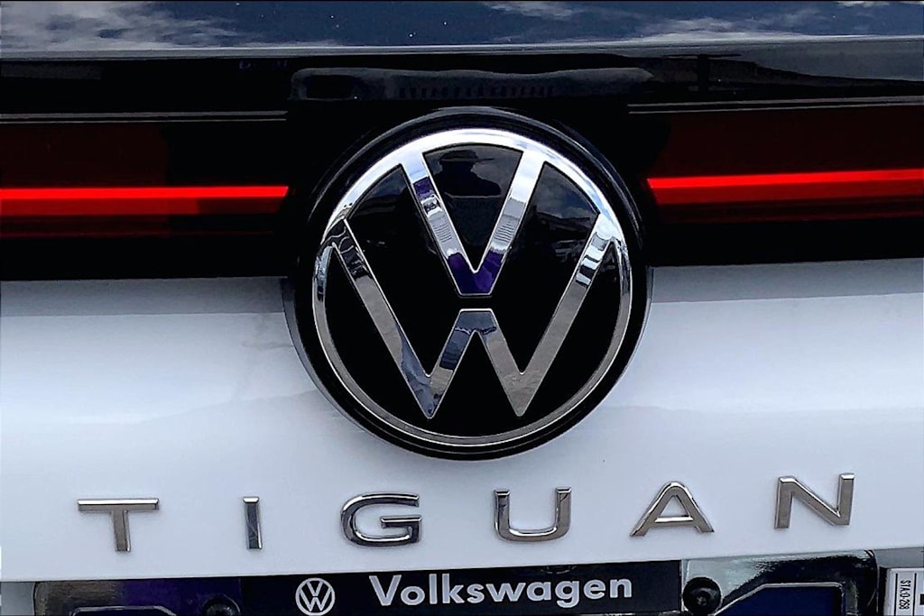 Thumbnail: 2025 Volkswagen Tiguan - 7
