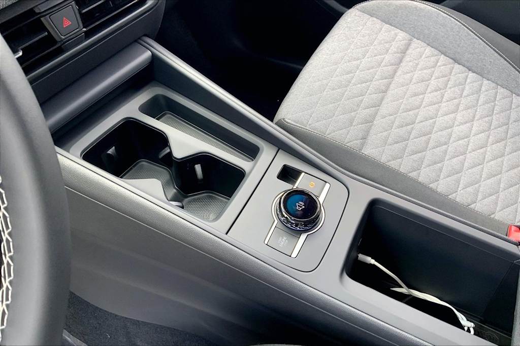 Thumbnail: 2025 Volkswagen Tiguan - 16