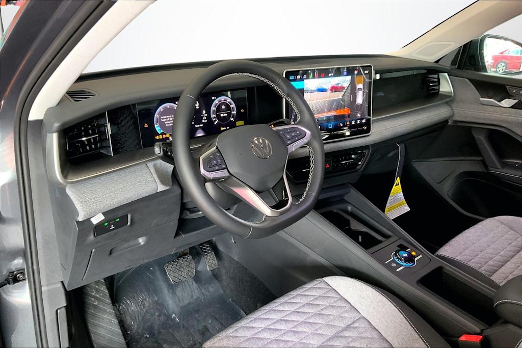 Thumbnail: 2026 Volkswagen Tiguan - 2