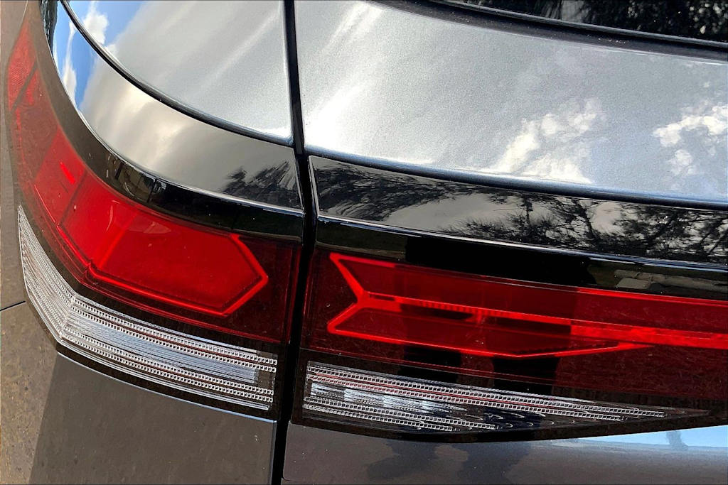 Thumbnail: 2025 Volkswagen Tiguan - 32