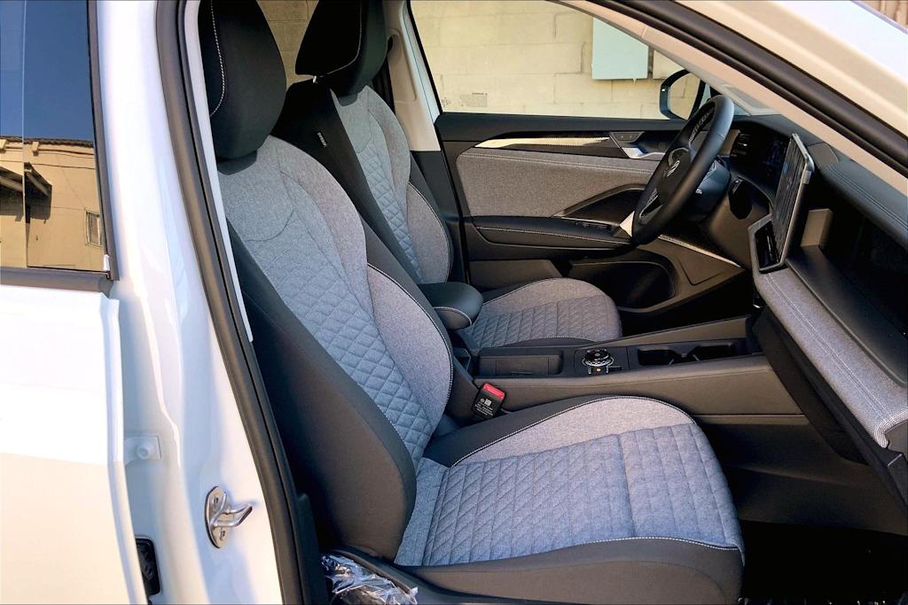 Thumbnail: 2026 Volkswagen Tiguan - 12