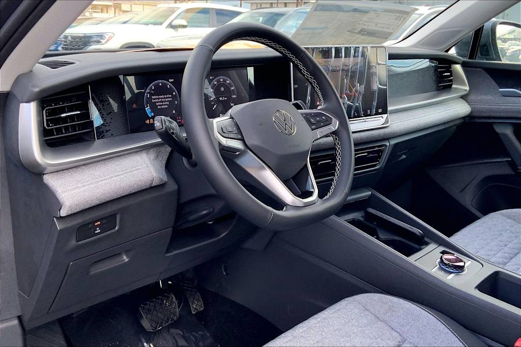 Thumbnail: 2026 Volkswagen Tiguan - 2