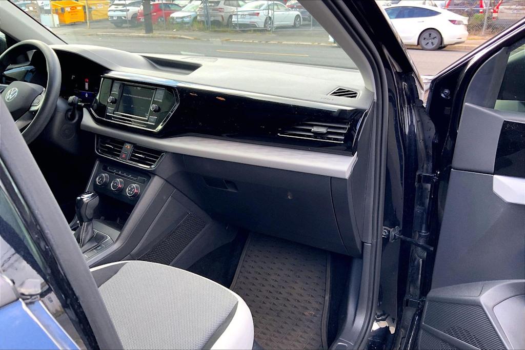 Thumbnail: 2022 Volkswagen Taos - 23
