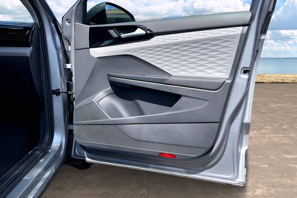 Thumbnail: 2023 Volkswagen Taos - 28