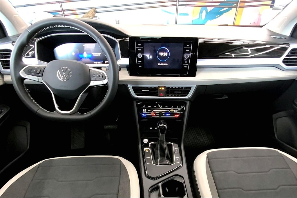 Thumbnail: 2026 Volkswagen Taos - 10