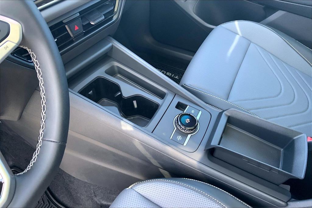 Thumbnail: 2026 Volkswagen Tiguan - 16
