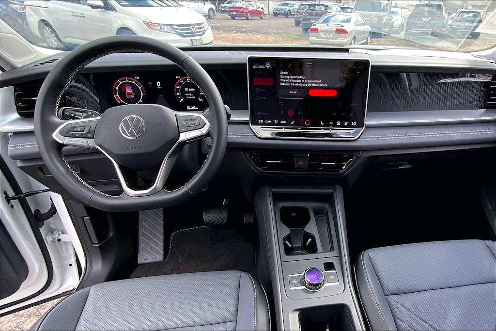 Thumbnail: 2025 Volkswagen Tiguan - 10