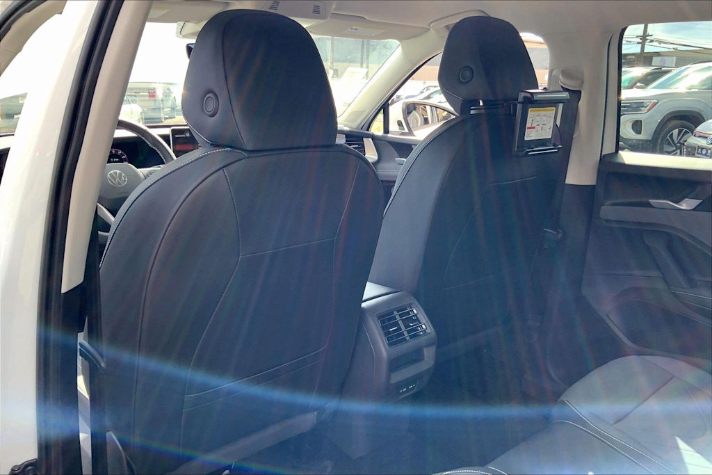 Thumbnail: 2025 Volkswagen Tiguan - 13