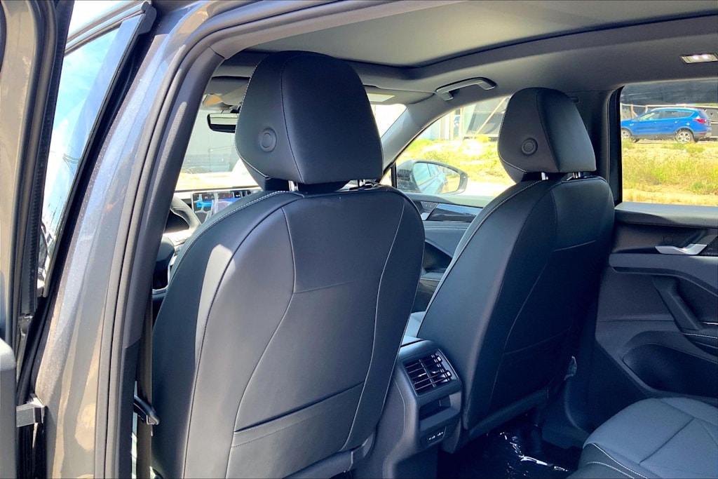Thumbnail: 2026 Volkswagen Tiguan - 12