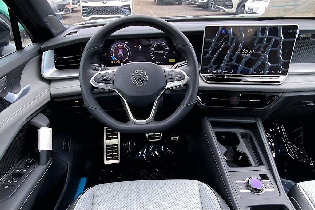 Thumbnail: 2026 Volkswagen Tiguan - 14